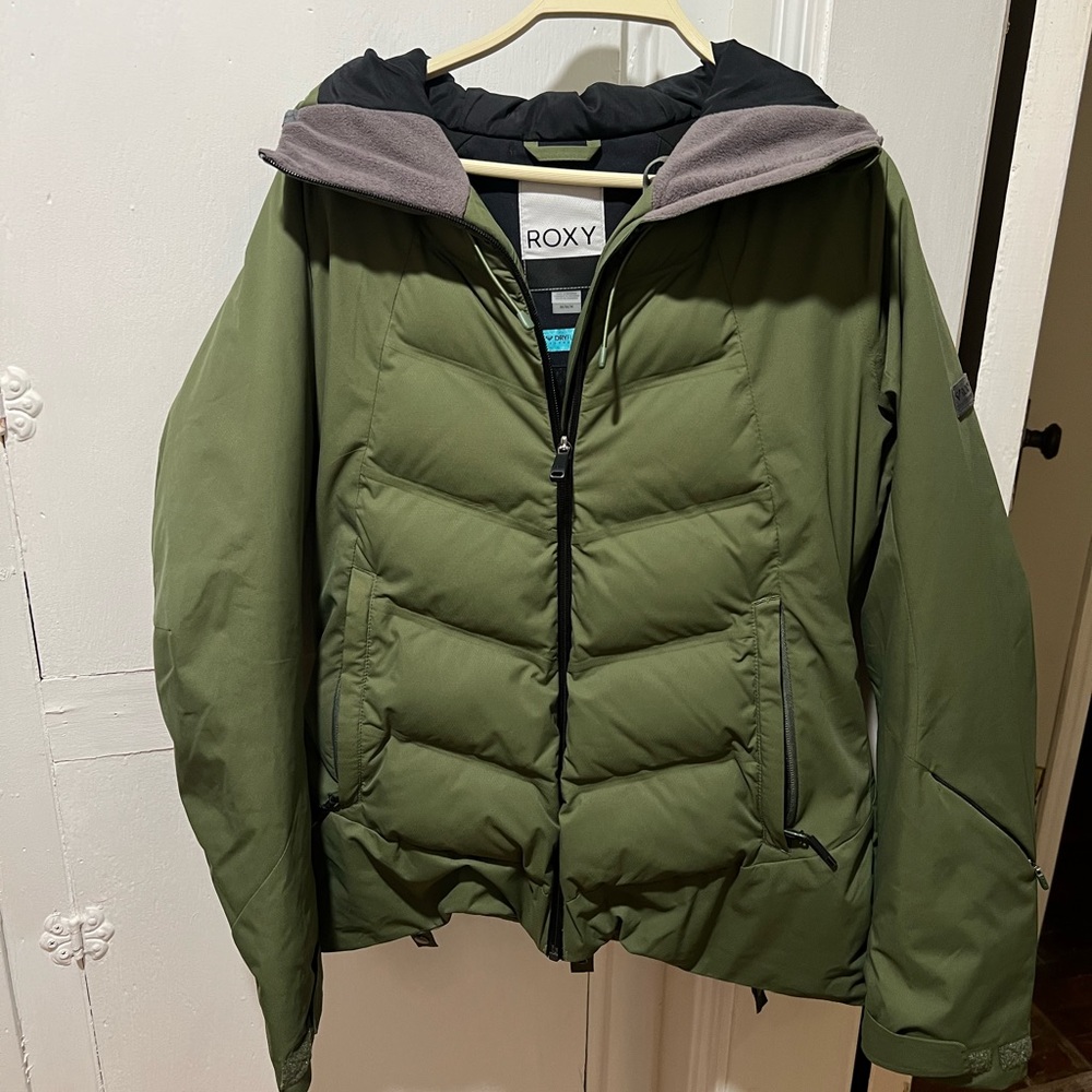 Roxy Dusk Insulated Snow Jacket Bronze Green Size Medium— worn once.